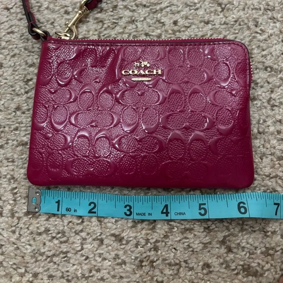 Dark Pink Zipper Coach Wristlet | minimal | minimalism | dainty | feminine - Picture 2 of 6